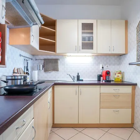 - - Ac - Free Parking - Donau