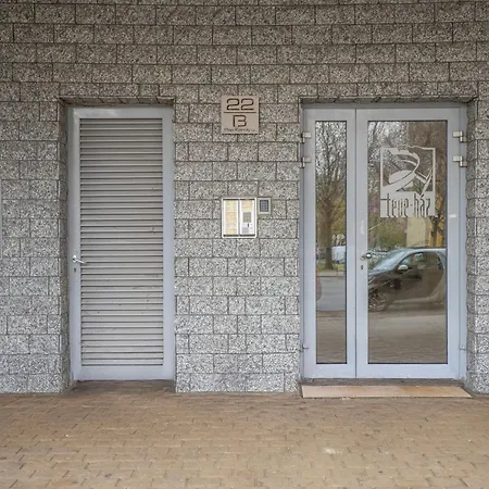 - - Free Parking - Donau Apartmán *