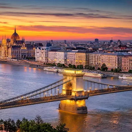 - - Ac - Free Parking - Donau